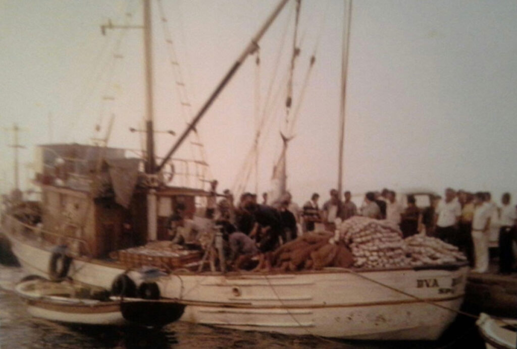 Stara fotografija starog broda Dva brata obitelji Vela.